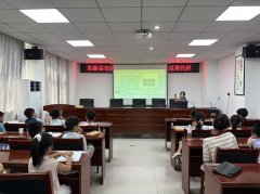 <b>指导孩子们养成科学饮食</b>